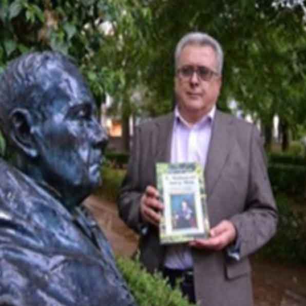 fotografia escultor jose antonio garcia prieto llonguera